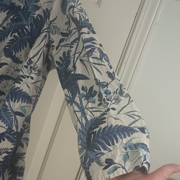 Talbots Blue and White Patterned Blouse - Picture 4 of 9